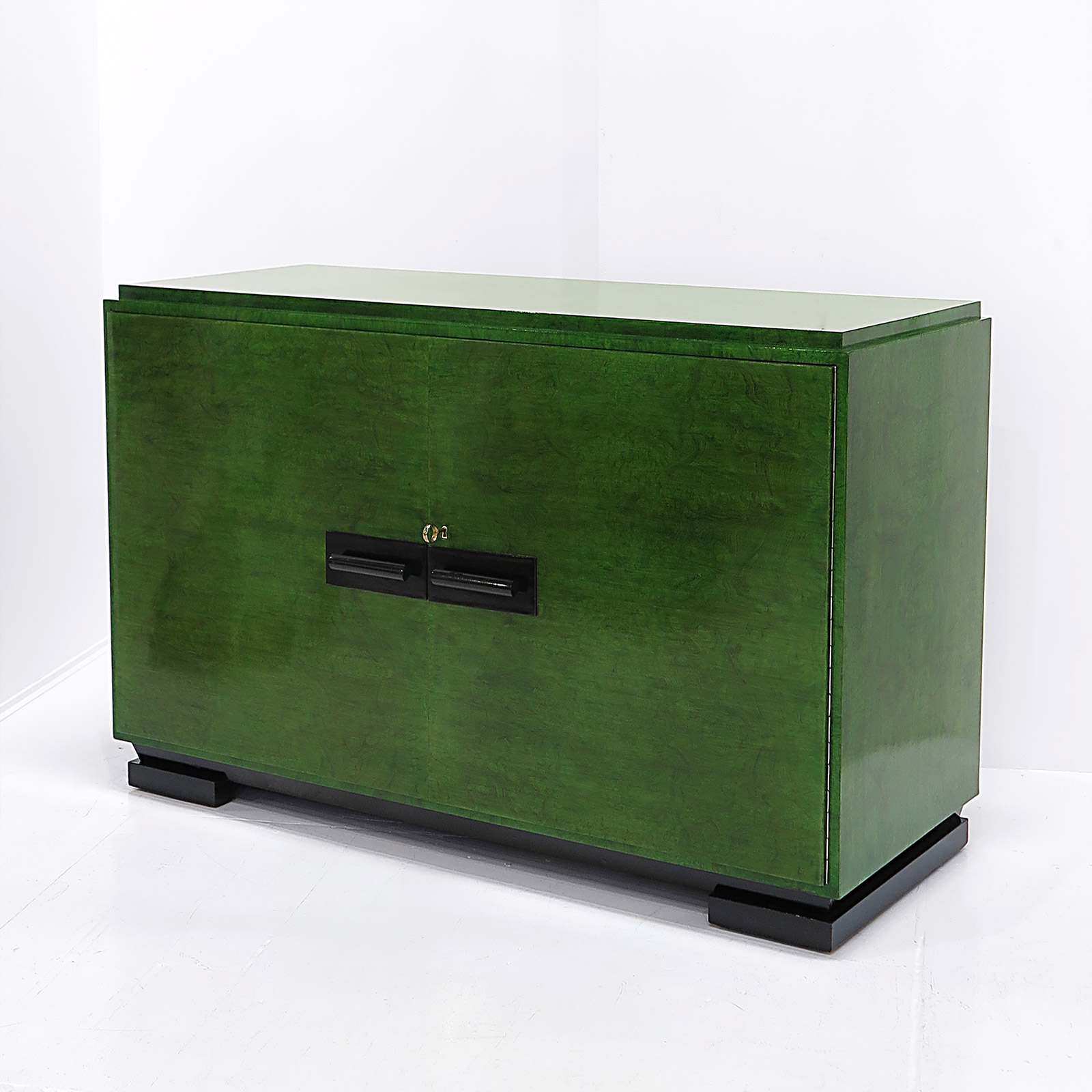 Malachite Drawers 1